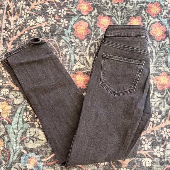 Old Navy Vintage Slim Jeans in Charcoal - Picture 3 of 3